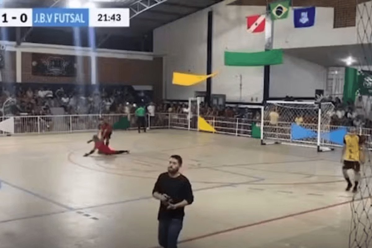 Brazilian Futsal Goalkeeper Dies After Chest Save During Penalty Shootout
