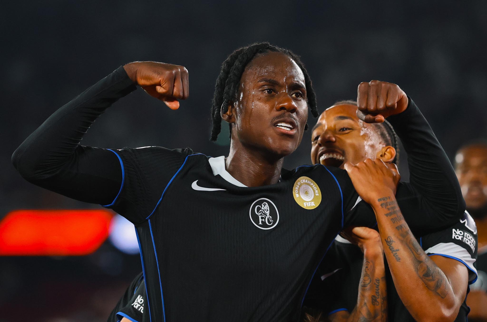 Chelsea Dominates West Ham 5-1 Despite Cole Palmer’s Absence