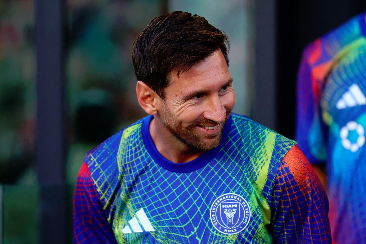 Lionel Messi Returns to Argentina for World Cup Qualifiers Post-Injury