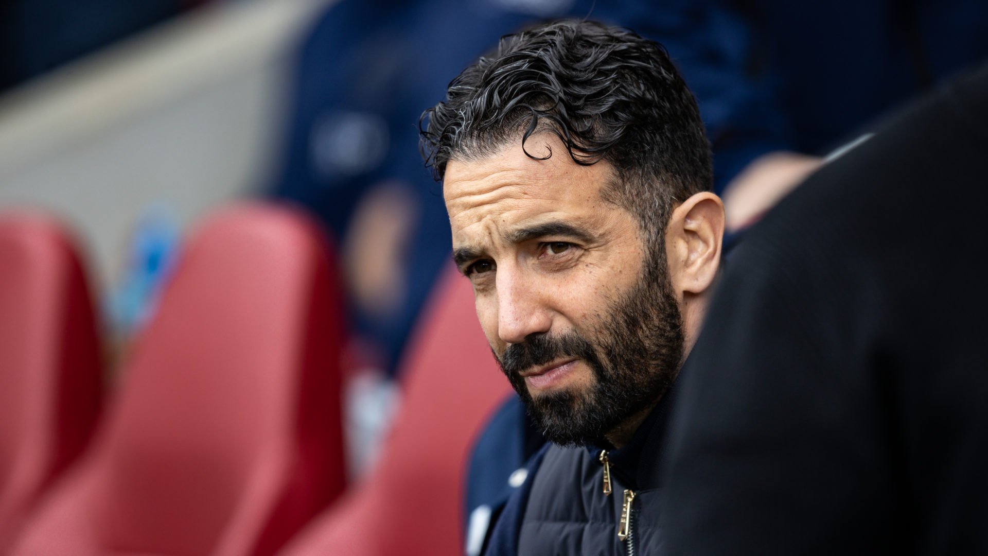 Manchester United Records Near $900 Million Revenue Amidst On-Field Performance Challenges