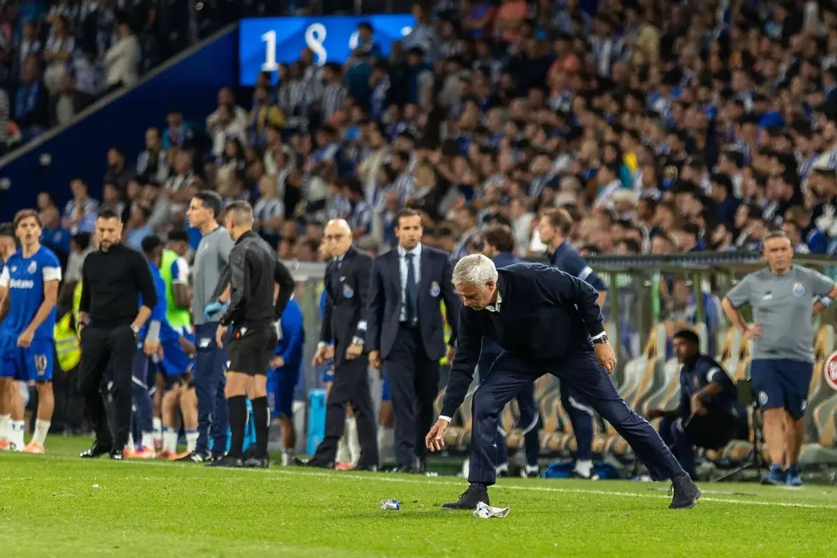 Jose Mourinho’s Contentious Return to Porto with Benfica Ignites Fan Violence