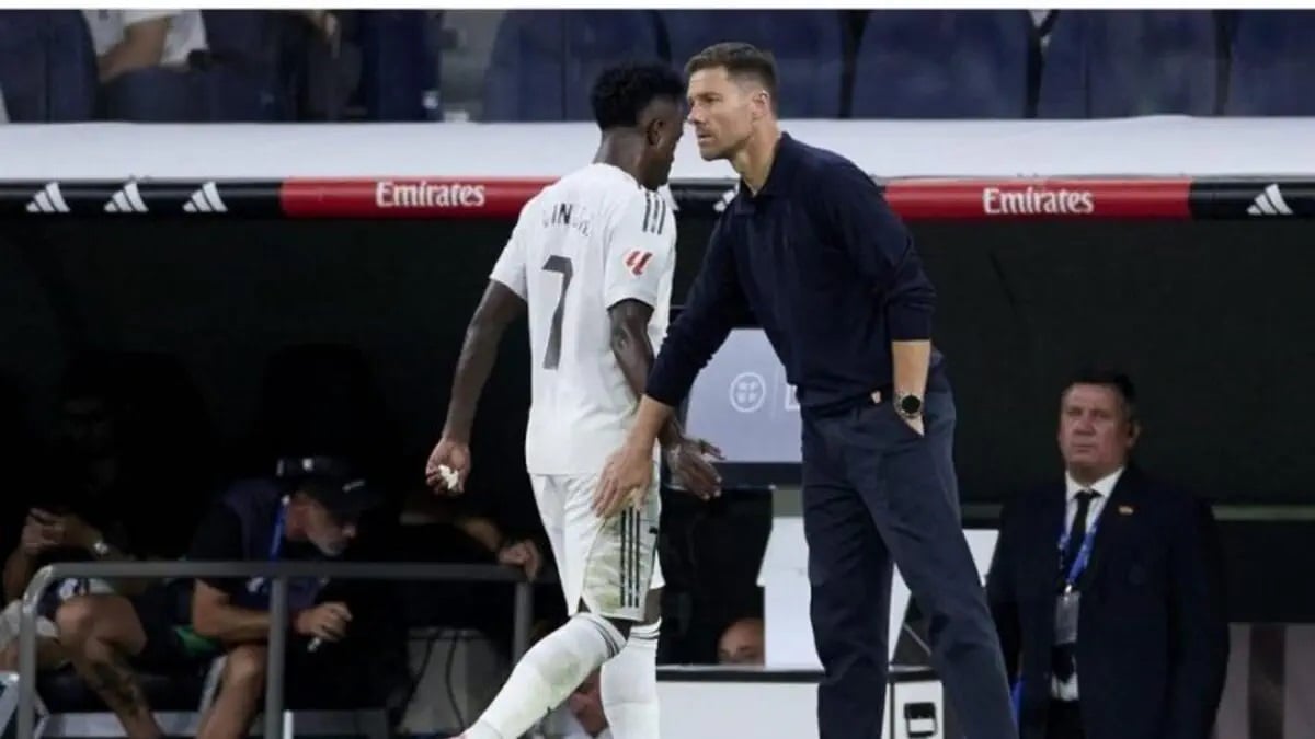 Vinicius Jr Issues Public Apology Following El Clasico Controversy with Xabi Alonso