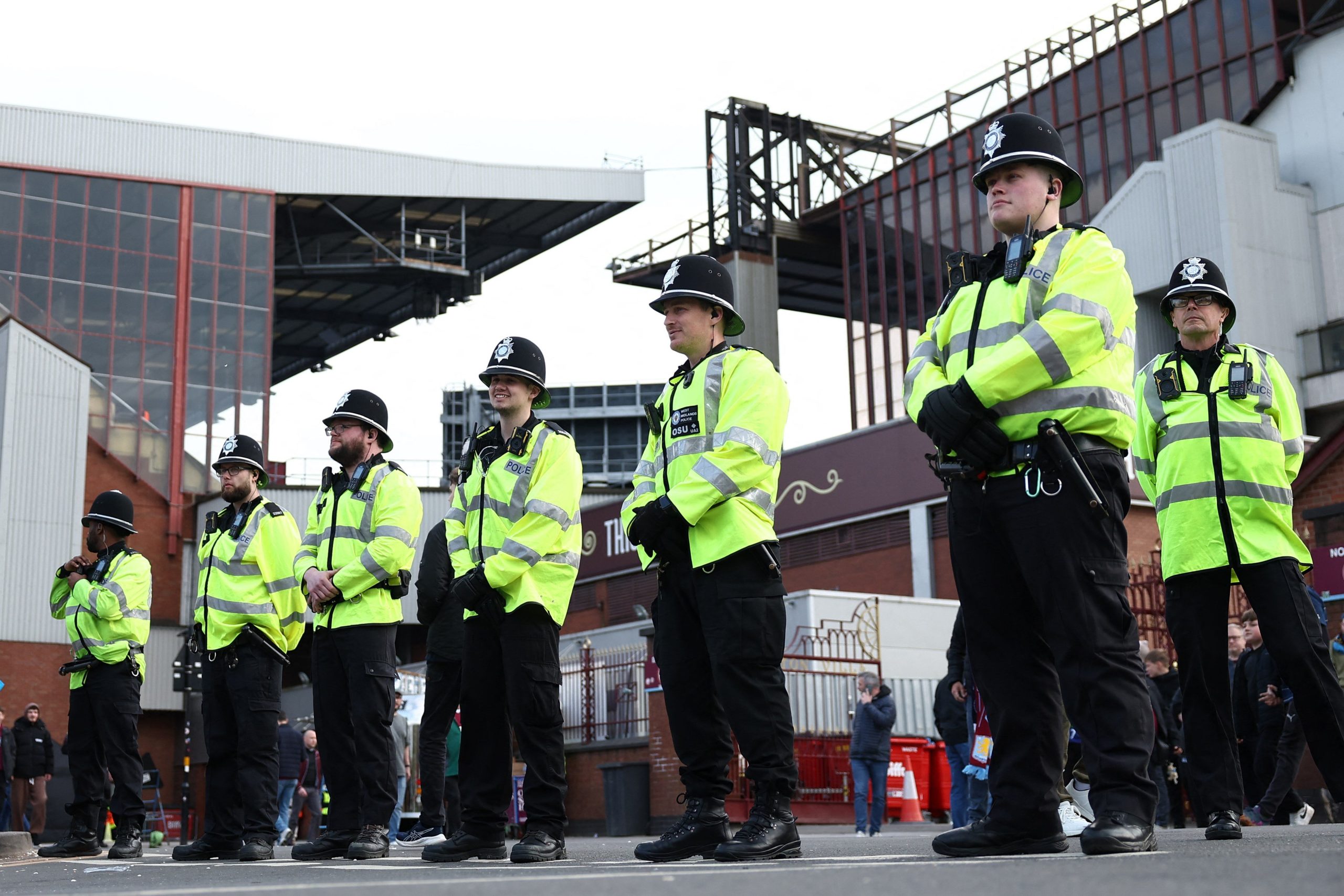 Aston Villa vs. Maccabi Tel Aviv Europa League Match: Hundreds of Police Deployed Amid Fan Ban Controversy